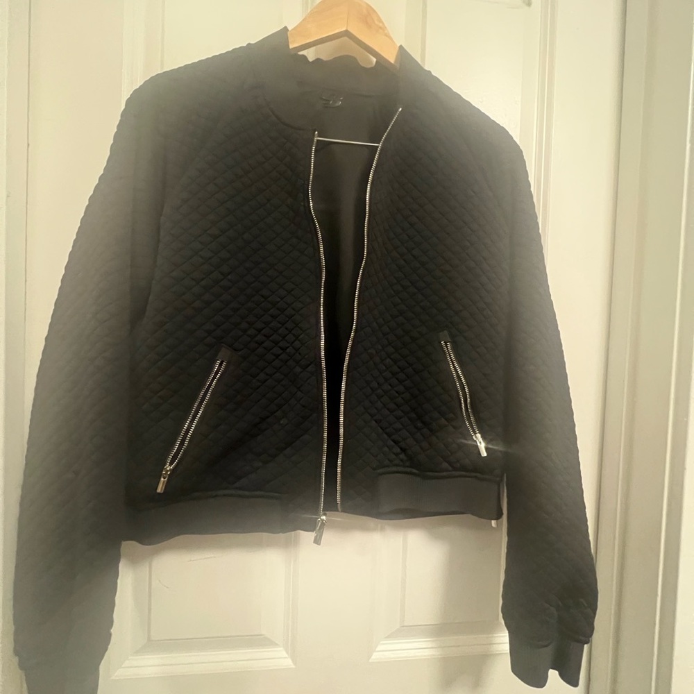 Chic Black Quilted Jacket with Silver Zippers